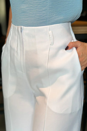 Calça Pantalona Detalhe Friso Milena Branca
