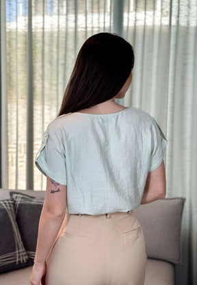 Blusa Manga Curta Crepe Soft Detalhe Manga Fernanda Verde Claro